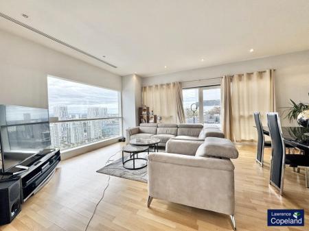 2 bedroom Apartment for sale in The Quays, Salford Quays, Salford, M50