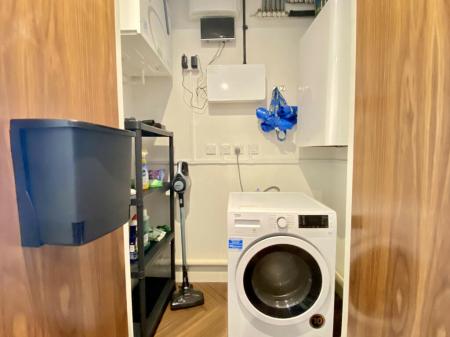 2 bedroom Flat to let in Blue, Media City UK, Salford Quays, Salford, M50