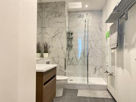 2 bedroom Flat to let in Blue, Media City UK, Salford Quays, Salford, M50