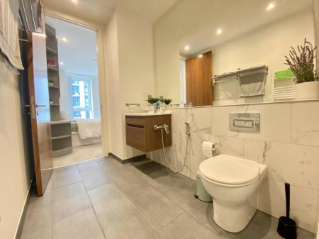 2 bedroom Flat to let in Blue, Media City UK, Salford Quays, Salford, M50