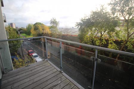 1 bedroom Flat to let in Taylorson Street South, Salford Quays, Salford, M5