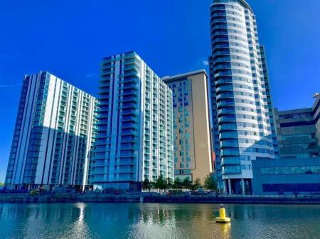 2 bedroom Flat to let in Blue, Media City UK, Salford Quays, Salford, M50