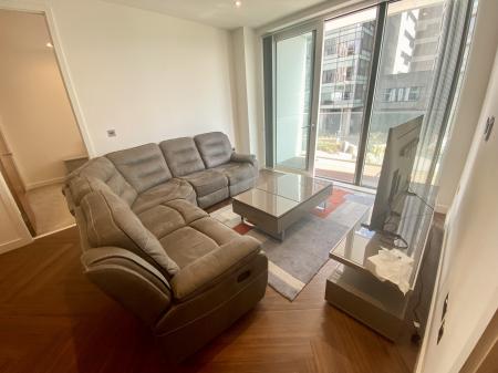 2 bedroom Flat to let in Blue, Media City UK, Salford Quays, Salford, M50