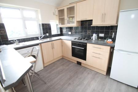 2 bedroom Flat to let in Harboro Grove, Sale, M33