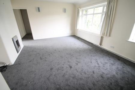 2 bedroom Flat to let in Harboro Grove, Sale, M33