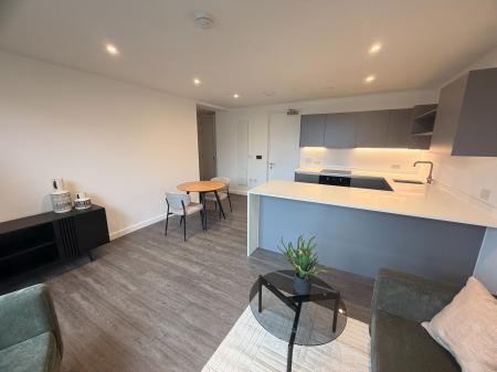 1 bedroom Flat to let in Marlstone Ave, Salford, M3