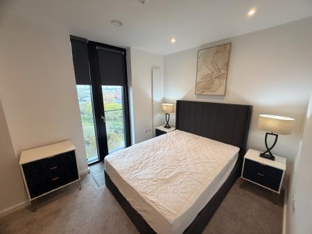 2 bedroom Penthouse to let in Marlstone Ave, Salford, M3