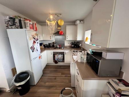 2 bedroom Flat to let in 1a Elmira Way, Salford Quays, Salford, M5