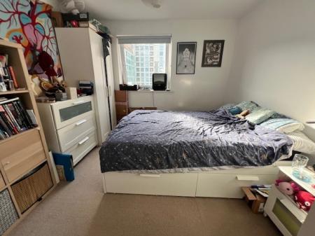 2 bedroom Flat to let in 1a Elmira Way, Salford Quays, Salford, M5