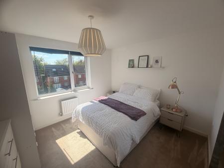 2 bedroom Flat to let in Christie Lane, Salford, M7