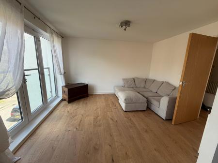2 bedroom Flat to let in Christie Lane, Salford, M7