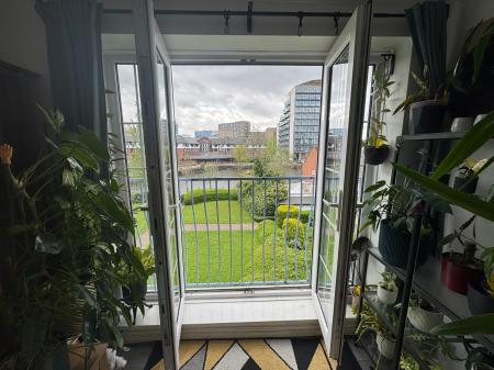 2 bedroom Flat for sale in The Quays, Salford Quays, Salford, M50