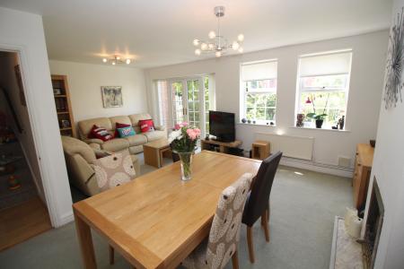 3 bedroom Mews house to let in Merchants Quay, Salford Quays, Salford, M50