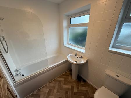 2 bedroom Terraced House to let in Sale Road, Northern Moor, Manchester, M23
