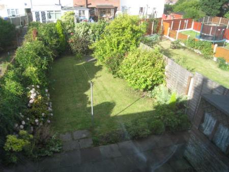 2 bedroom Terraced House to let in Sale Road, Northern Moor, Manchester, M23