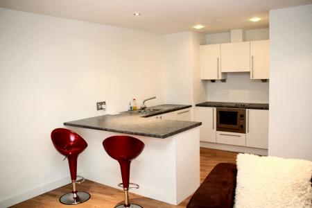 1 bedroom Flat to let in The Quays, Salford Quays, Salford, M50