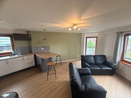 2 bedroom Flat to let in Corporation St, Manchester, M4