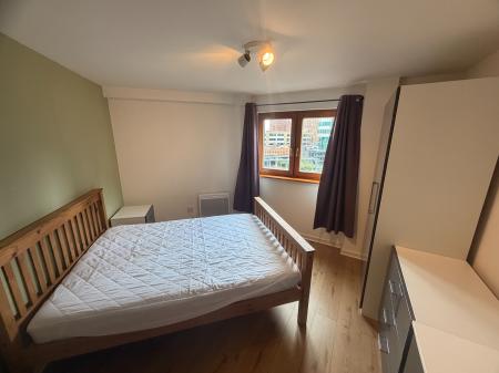 2 bedroom Flat to let in Corporation St, Manchester, M4