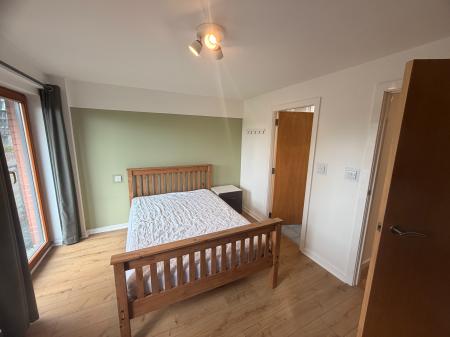 2 bedroom Flat to let in Corporation St, Manchester, M4