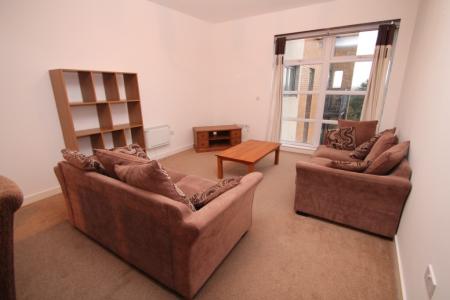 2 bedroom Flat to let in 196 Altrincham Road, Wythenshawe, Manchester, M22