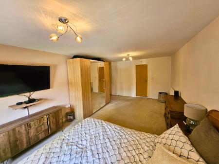 4 bedroom Semi-detached house to let in Cape Street, Withington, Manchester, M20