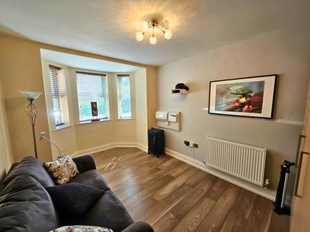 4 bedroom Semi-detached house to let in Cape Street, Withington, Manchester, M20
