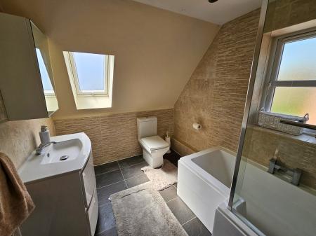 4 bedroom Semi-detached house to let in Cape Street, Withington, Manchester, M20
