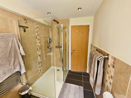 4 bedroom Semi-detached house to let in Cape Street, Withington, Manchester, M20