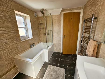 4 bedroom Semi-detached house to let in Cape Street, Withington, Manchester, M20