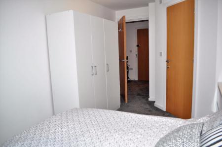 2 bedroom Flat to let in 4 Elmira Way, Salford Quays, Salford, M5