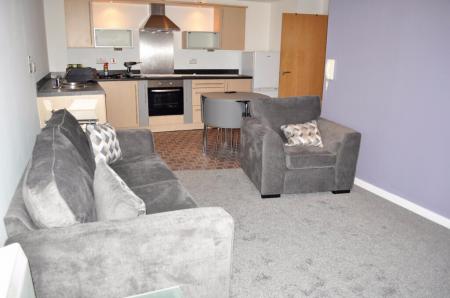 2 bedroom Flat to let in 4 Elmira Way, Salford Quays, Salford, M5