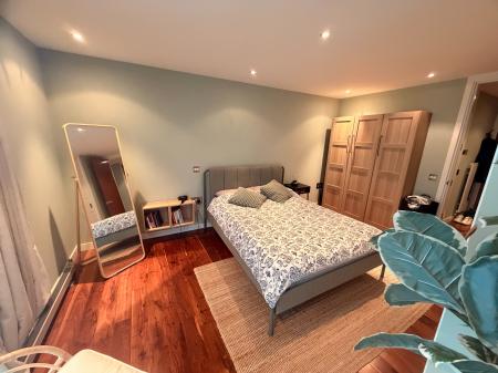 1 bedroom Apartment for sale in The Edge, Clowes Street, Salford, M3