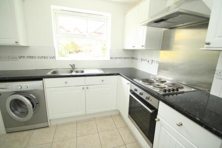 2 bedroom Flat to let in Welman Way, Altrincham, WA15
