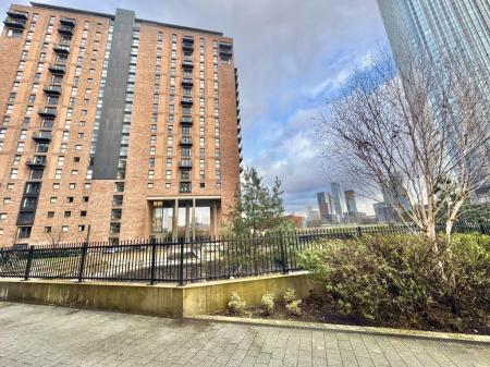 Rivergate House (Block A), Wilburn Basin, M5