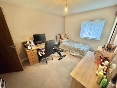 2 bedroom Apartment for sale in Rivergate House (Block A), Wilburn Basin, M5