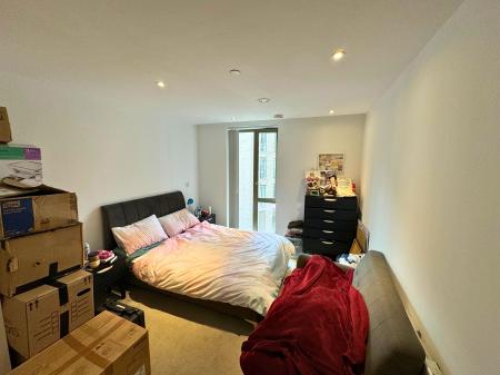 2 bedroom Flat to let in Local Crescent, 14 Hulme Street, Salford, M5