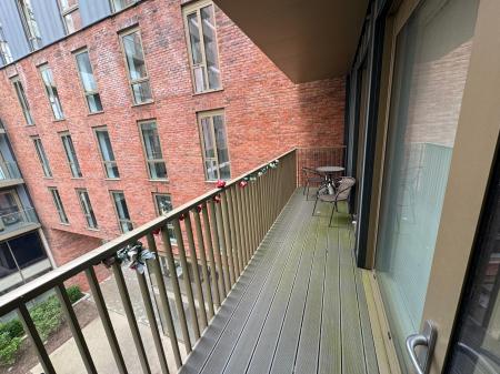 2 bedroom Flat to let in Local Crescent, 14 Hulme Street, Salford, M5