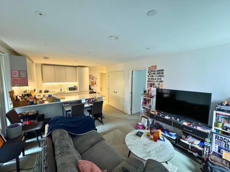 2 bedroom Flat to let in Local Crescent, 14 Hulme Street, Salford, M5