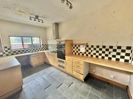 2 bedroom Terraced House for sale in St Annes Road, Manchester, M21