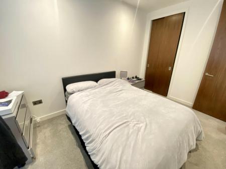 2 bedroom Flat to let in Blue, Media City UK, Salford Quays, Salford, M50