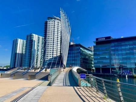 2 bedroom Flat to let in Blue, Media City UK, Salford Quays, Salford, M50