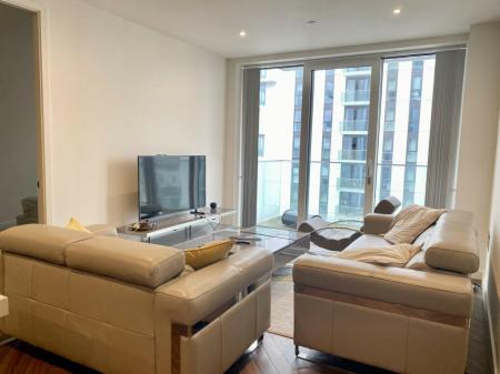 2 bedroom Flat to let in Blue, Media City UK, Salford Quays, Salford, M50