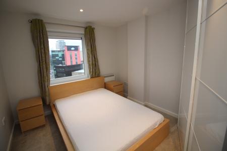 2 bedroom Flat to let in The Quays, Salford Quays, Salford, M50