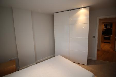 2 bedroom Flat to let in The Quays, Salford Quays, Salford, M50