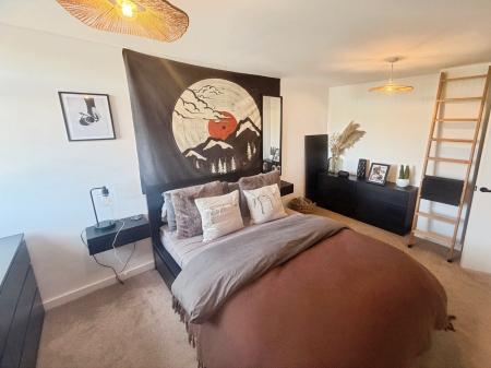 2 bedroom Flat for sale in Madison Court, Salford, M50
