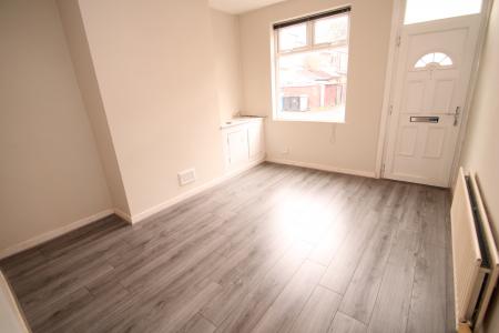 2 bedroom Terraced House to let in Howells Avenue, Sale, M33