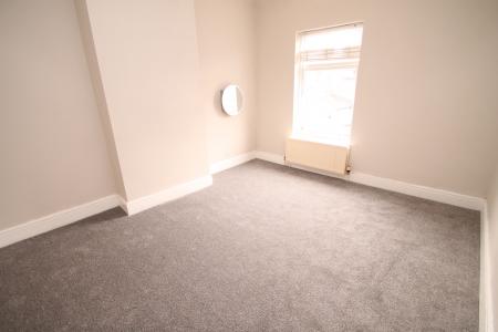 2 bedroom Terraced House to let in Howells Avenue, Sale, M33