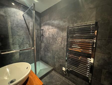 2 bedroom Flat to let in Clowes Street, Salford, M3