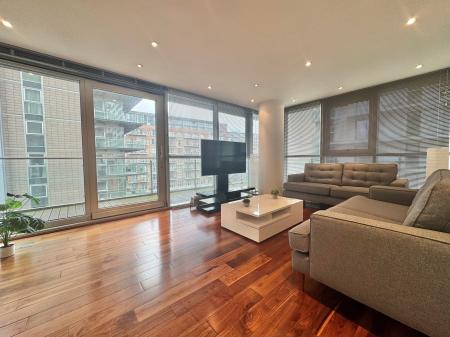 2 bedroom Flat to let in Clowes Street, Salford, M3