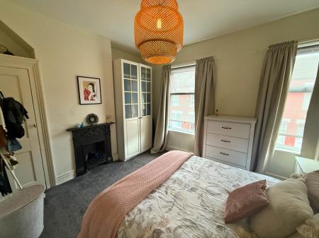 2 bedroom Terraced House to let in Tindall St, Stockport, SK5
